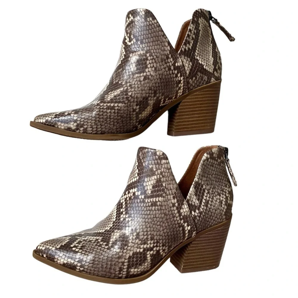 SCOOP Cut Out Booties Pointed Toe Block Heel Snakeskin Print Brown/Beige Women 7